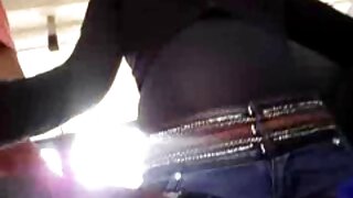 Պոռնիկ Լինդա Լեքլերը ծանր ձող է վերցնում իր հմայիչ հետույքի անցքում